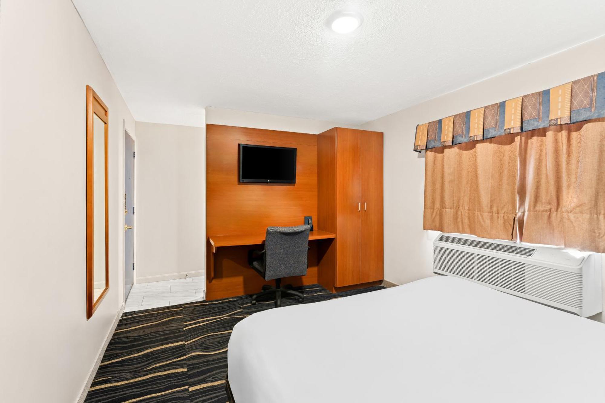 Americas Best Value Inn Stonington Mystic Экстерьер фото