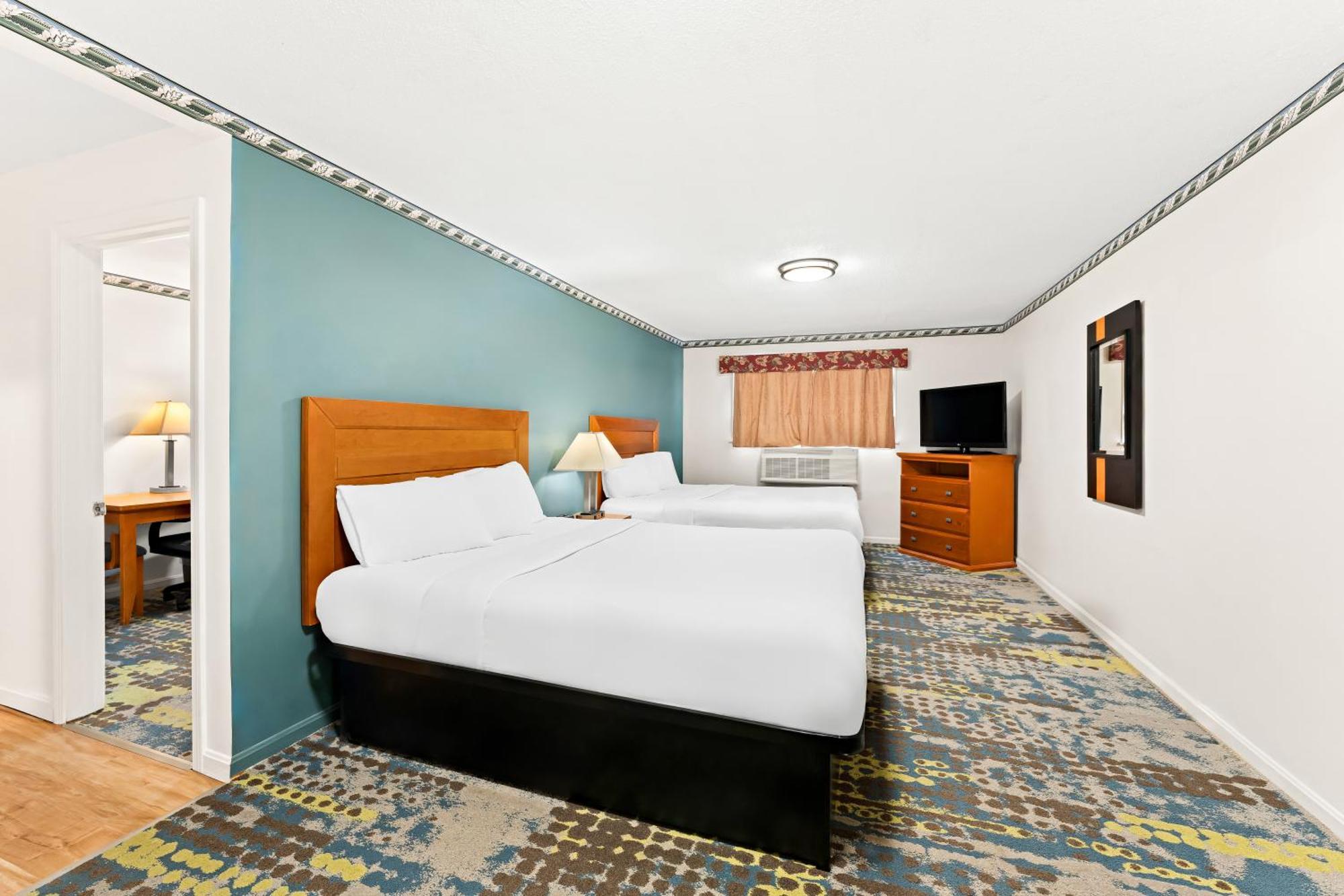 Americas Best Value Inn Stonington Mystic Экстерьер фото