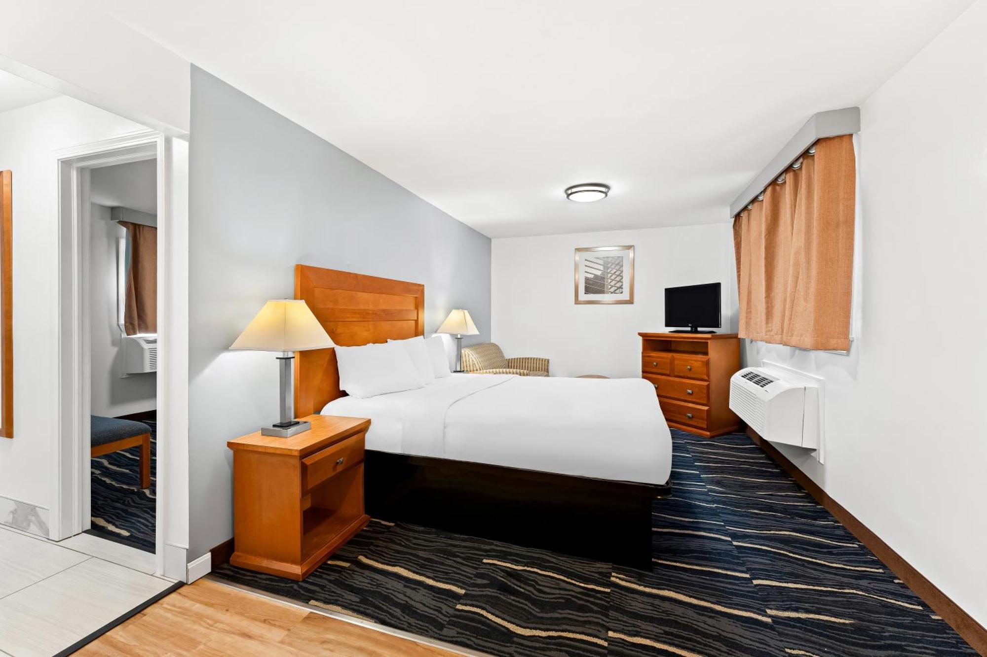 Americas Best Value Inn Stonington Mystic Экстерьер фото