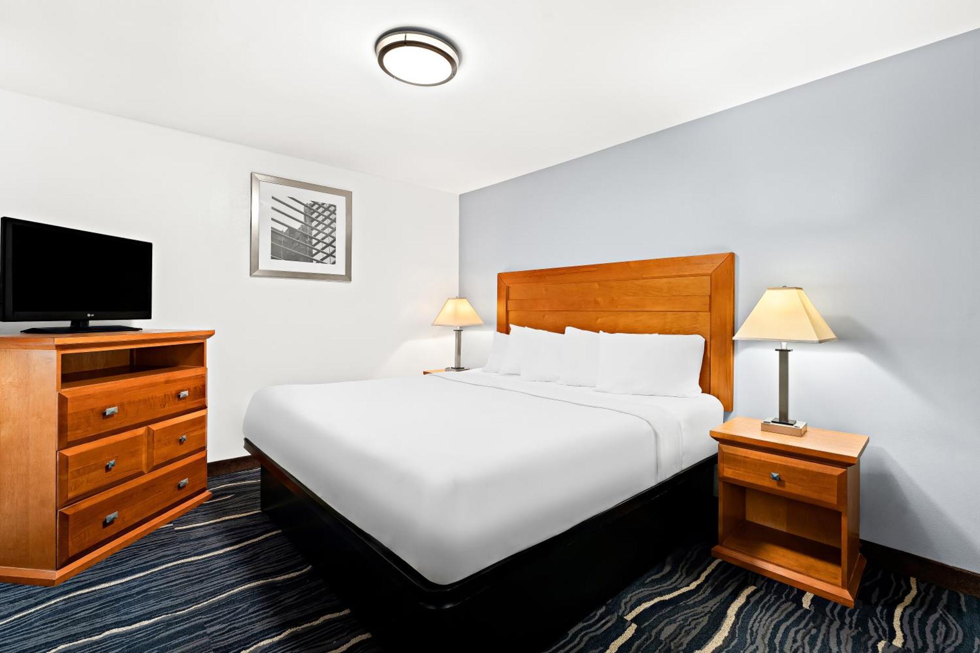 Americas Best Value Inn Stonington Mystic Экстерьер фото