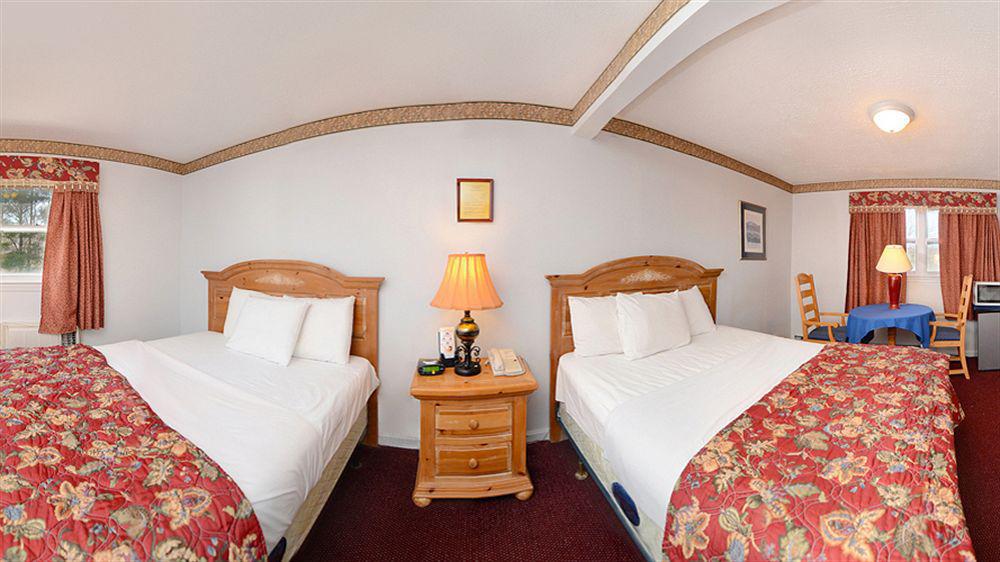 Americas Best Value Inn Stonington Mystic Экстерьер фото